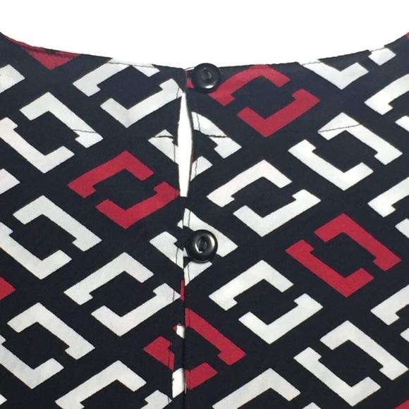 Diamond Pattern Blouse - Picture 3 of 4